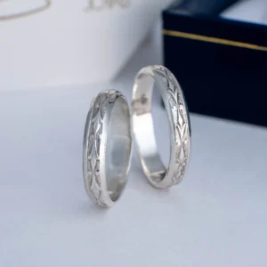 Argollas Flor de Lis Plata Fina